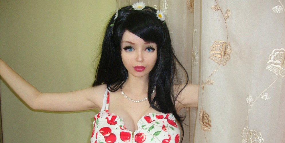 Lolita Richi, la nueva ucraniana que se une a las Barbies humanas.