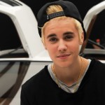 Justin Bieber aseguró que está felizmente soltero