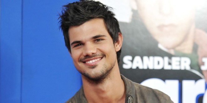 La estrella de “Crepúsculo” Taylor Lautner tiene nueva novia