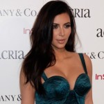Kim Kardashian intenta nuevamente colapsar el internet