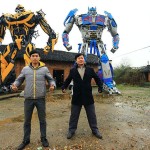 Dos ingeniosos chinos son los creadores de realistas réplicas de los Transformers