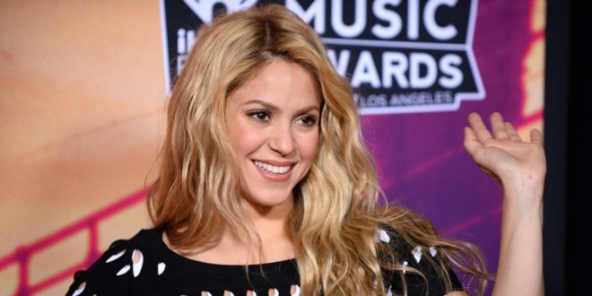 ¿ Shakira se hizo cirugía o recuperó su cuerpo con disciplina ?