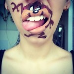 Divertidas fotos de una mujer que convirtió sus labios en caricaturas