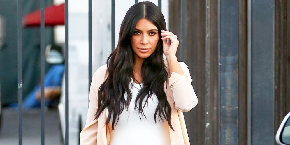 Kim Kardashian ya presume su pancita de embarazada en estas fotos