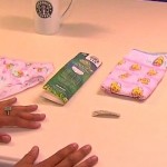 Aterradora nota de auxilio encontrada por una madre en un paquete de ropa para bebé