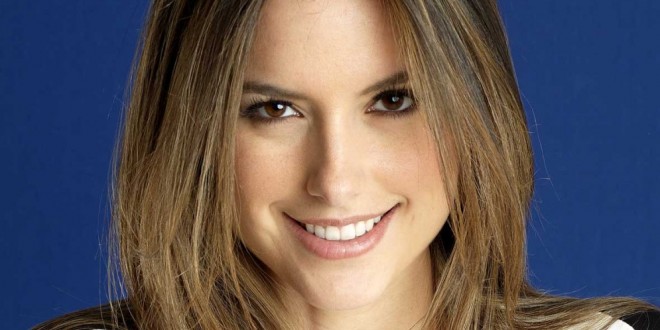 La presentadora Daniela Pinedo mostró su pancita de embarazada por primera vez