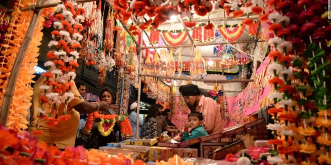 Hermosas y cautivantes fotos de Diwali, el Festival de las Luces que celebran millones