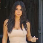 cintura de Kim Kardashian