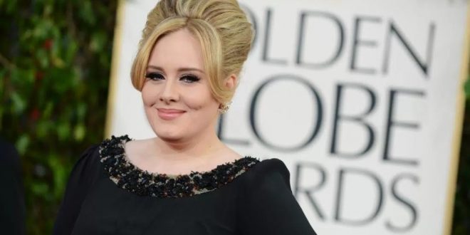 Completamente diferente, así se ve la cantante Adele sin maquillaje
